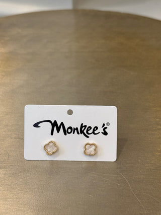 Mini Pearl/Gold Clover Stud Earring