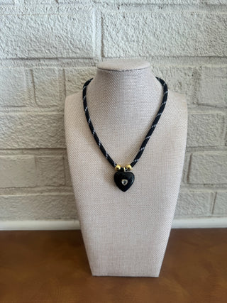 The Paracord Pendant Necklace