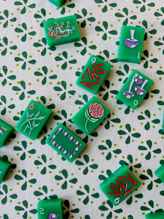 Petals Tablecloth in Green 60 x 60