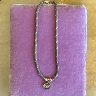 The Paracord Pendant Necklace - Oval
