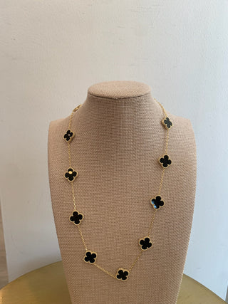 The Clover Necklace - Black