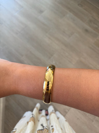 The Mura Gold Bangle