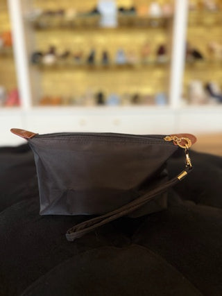 The Gisele Pouch