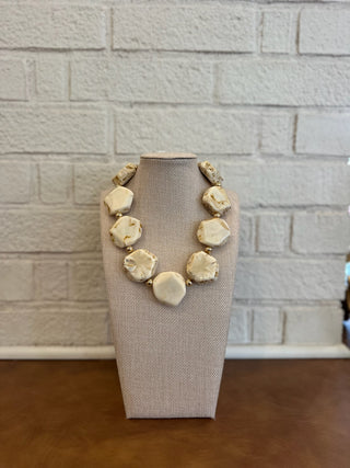 The Queensland Necklace - Coconut
