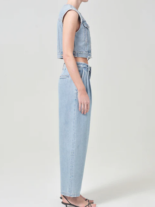 Leo Vest