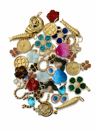 Saint Emilion Assorted Charms