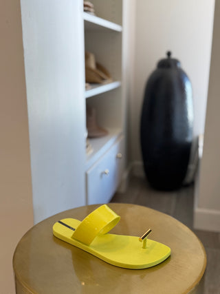 Look Minimal Me Sandal