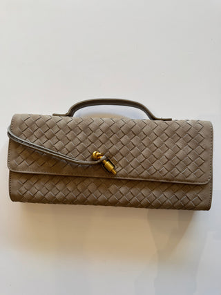The Collete Clutch