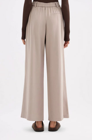 Adina Pant