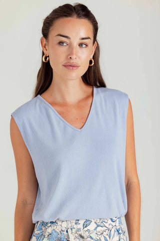 Karli Tee
